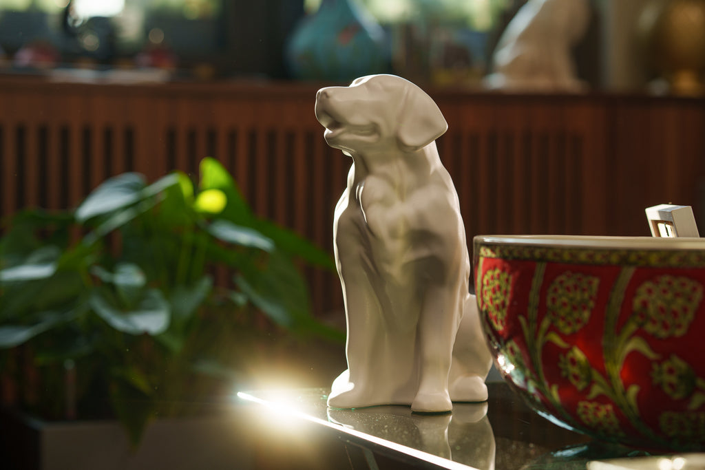 GoldenRetrieverPetUrn.PetMemorialUrn